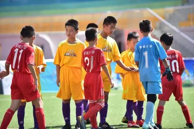 4年2.08亿美元！穆雷与掘金达成提前顶薪续约